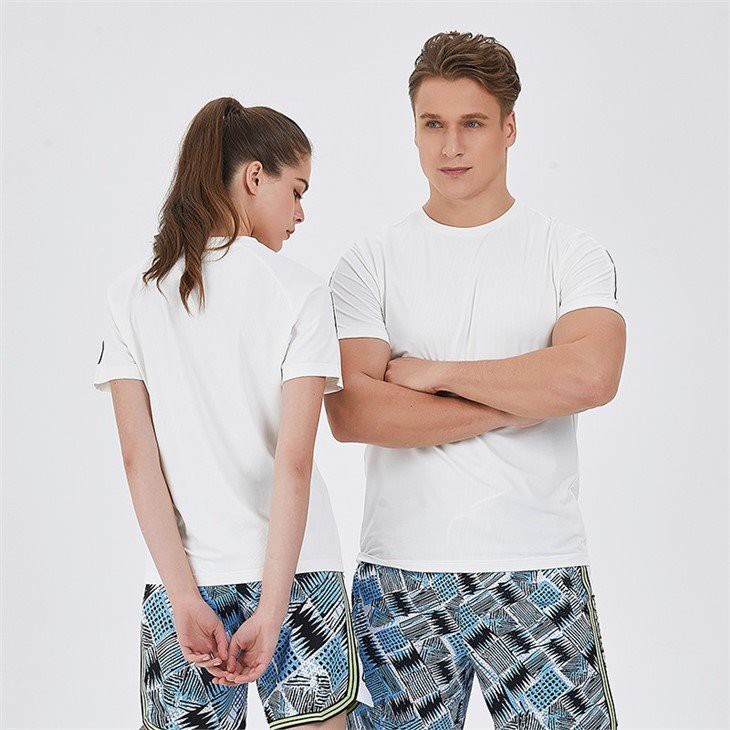 Quick Dry Round Neck T-Shirts Quick Dry Round Neck T-Shirts